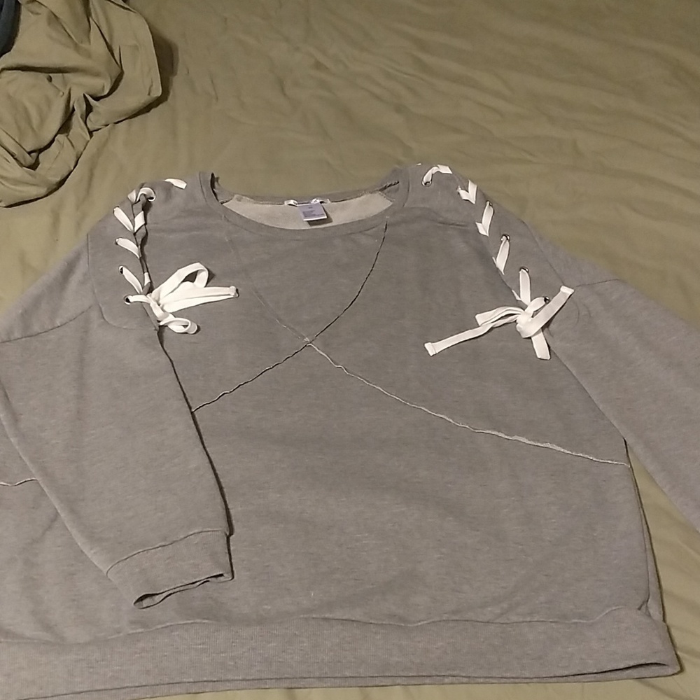 KJordan lace up sleeve sweatshirt